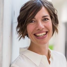 PD Dr. Julia Wager